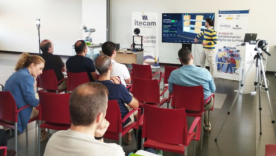 La OAP de Itecam en Ciudad Real e ISFOC colaboran en la celebración de una jornada enfocada a planificar la producción con IA